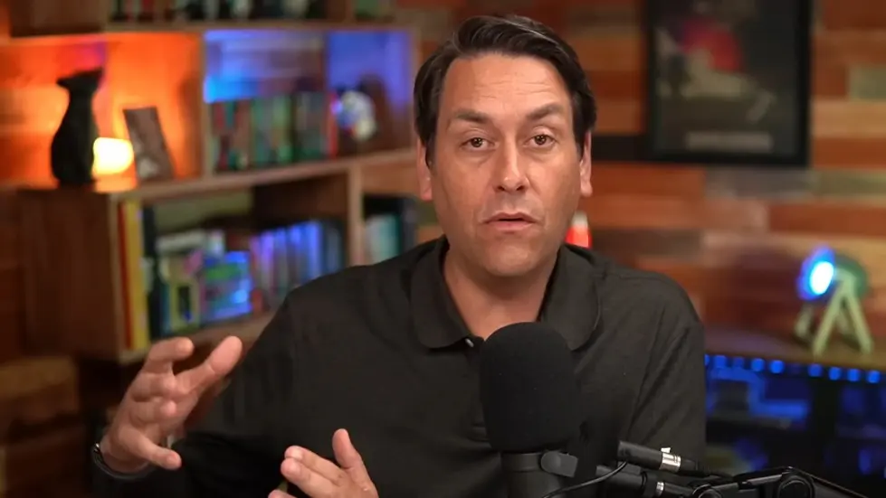 Former FBI agent EXPOSES the truth of the UFO invasion | Redacted Conversatio 018