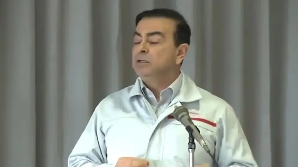 How Nissan Ruined Supercars 008