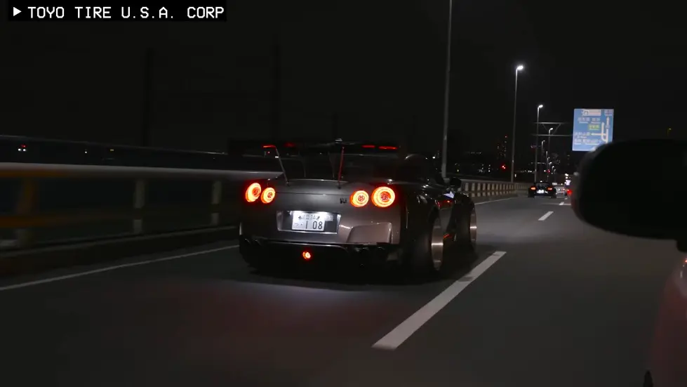 How Nissan Ruined Supercars 026