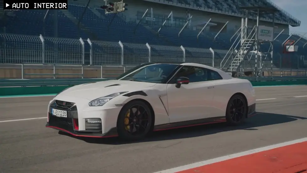 How Nissan Ruined Supercars 038