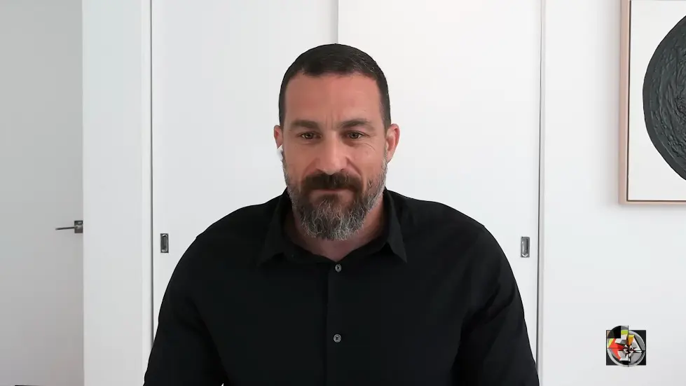 Neuroscience Meets Psychology | Dr. Andrew Huberman | EP 296 Dr Jordan B Peterson and Andrew Huberman discuss neurology, the way humans and animals react to specific stimuli. 003