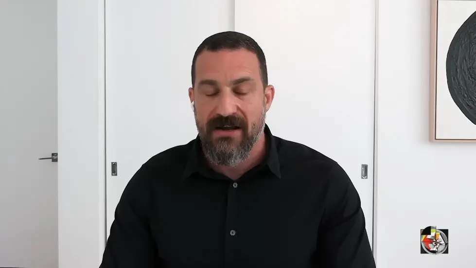 Neuroscience Meets Psychology | Dr. Andrew Huberman | EP 296 Dr Jordan B Peterson and Andrew Huberman discuss neurology, the way humans and animals react to specific stimuli. 018