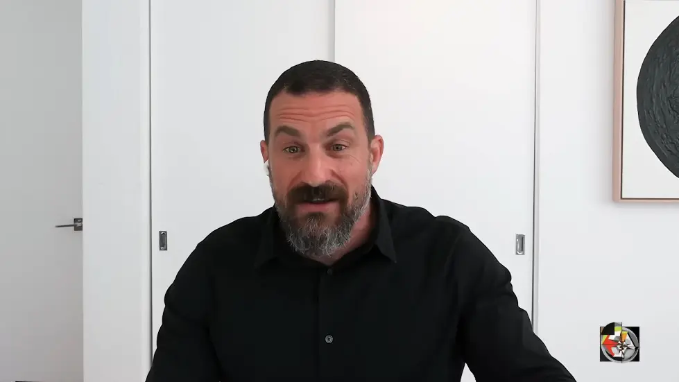 Neuroscience Meets Psychology | Dr. Andrew Huberman | EP 296 Dr Jordan B Peterson and Andrew Huberman discuss neurology, the way humans and animals react to specific stimuli. 052