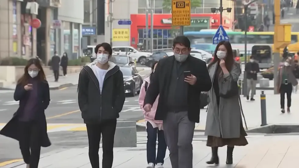 Samsung’s Dangerous Dominance over South Korea. Samsung takes "too big to fail" to a whole new level 006