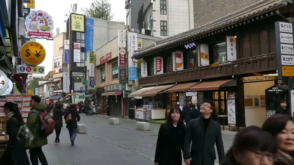 Samsung’s Dangerous Dominance over South Korea. Samsung takes "too big to fail" to a whole new level 008