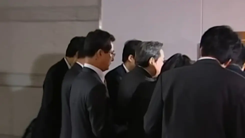 Samsung’s Dangerous Dominance over South Korea. Samsung takes "too big to fail" to a whole new level 012