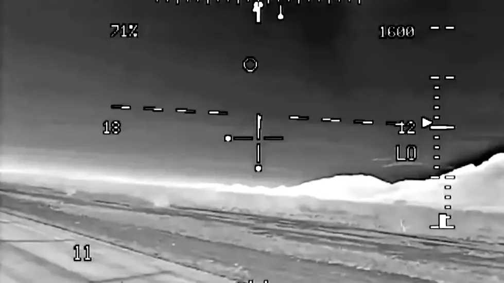 Why UFOs are Suddenly EVERYWHERE. The Pentagon is studying UFOs. 005