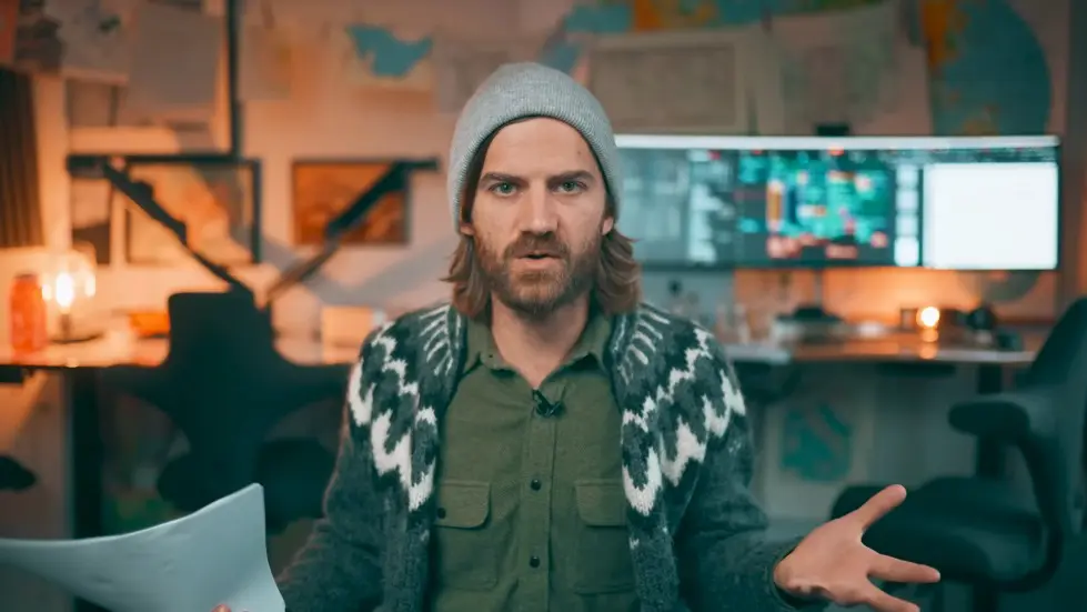 Why UFOs are Suddenly EVERYWHERE. The Pentagon is studying UFOs. 011