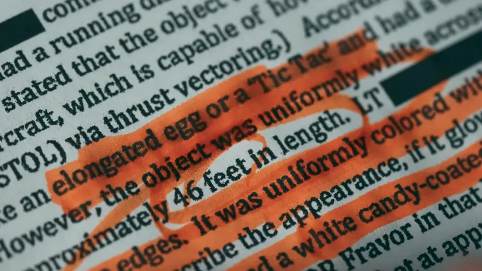 Why UFOs are Suddenly EVERYWHERE. The Pentagon is studying UFOs. 020