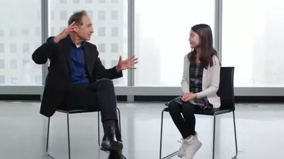 Theoretical Physicist Brian Greene Explains Time in 5 Levels of Difficulty | WIRED 02