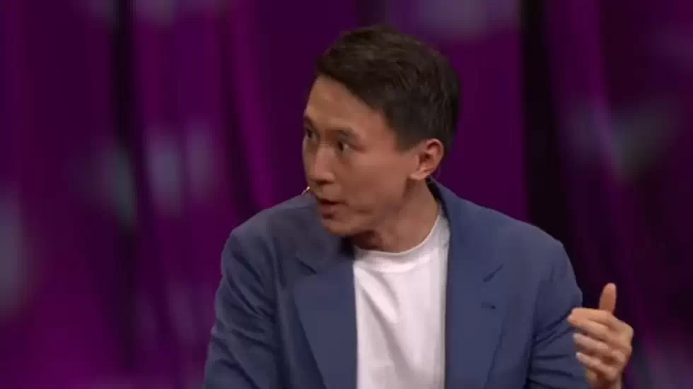 TikTok CEO Shou Chew on Its Future — and What Makes Its Algorithm Different | Live at TED2023 08
