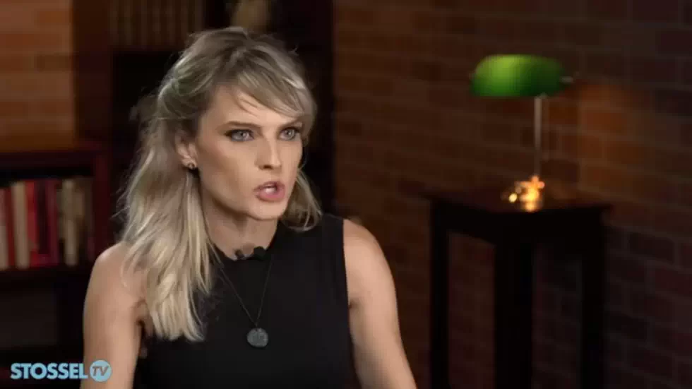 Viral Influencer Gloria Alvarez Fights Socialism 03