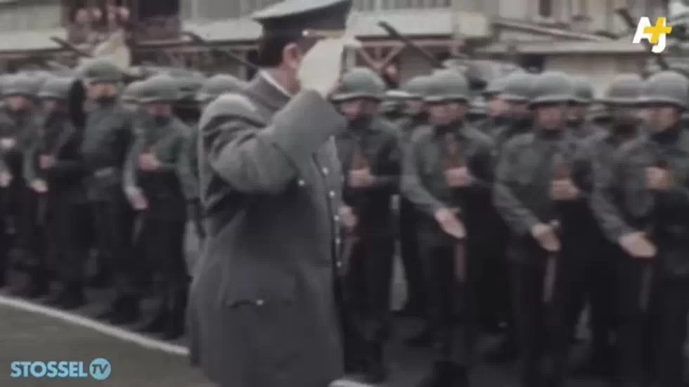 Viral Influencer Gloria Alvarez Fights Socialism 06